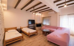 Kellys Cozy One Bedroom House Next To The Beach